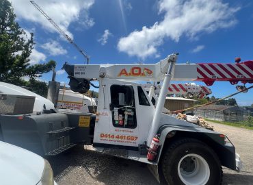 UNIT020 FRANNA What Is A Franna Crane And When Should You Use One?