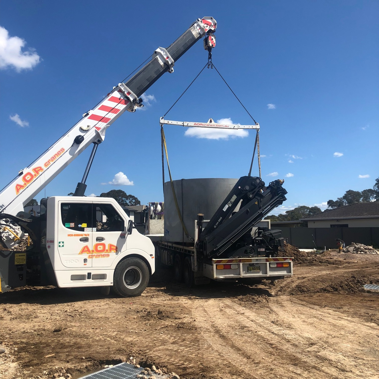 739091c2 94ec 49f3 8036 db27b199d85a 1 Pick and Carry Crane Hire Sydney